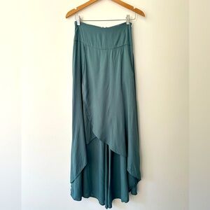 O’Neill | Size S | Flowy Green Skirt